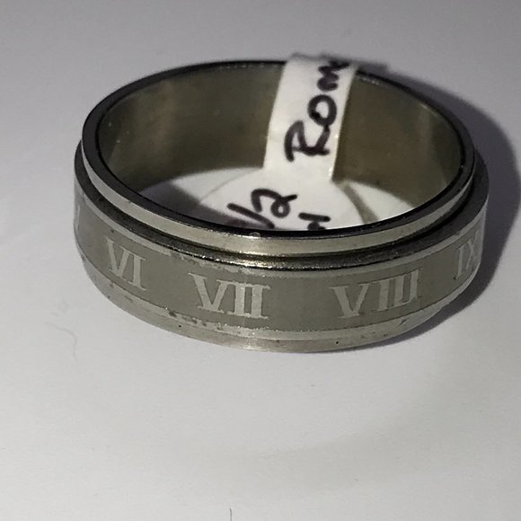 Stainless Steel Spinner Roman Numeral Ring Size 12 1/2 - Picture 2 of 6